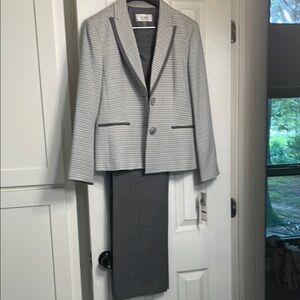 Le Suit Gray Sport Coat Classic Tailored Fit